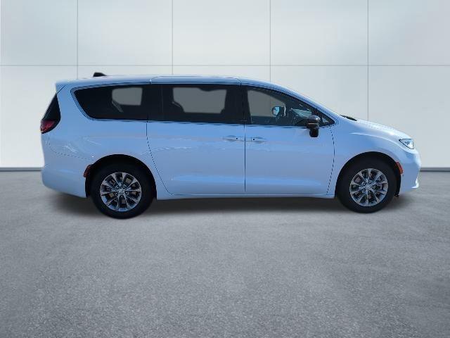 new 2026 Chrysler Pacifica car, priced at $45,988