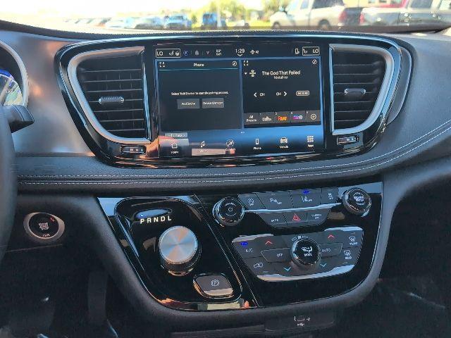new 2026 Chrysler Pacifica car, priced at $45,988