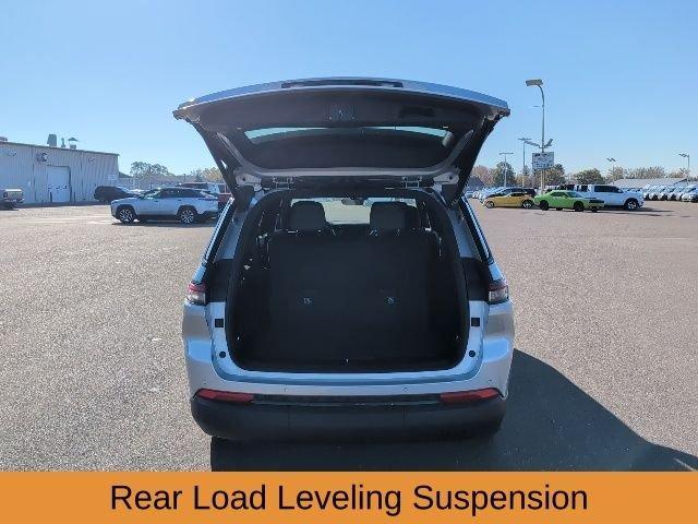 new 2025 Jeep Grand Cherokee L car, priced at $42,888