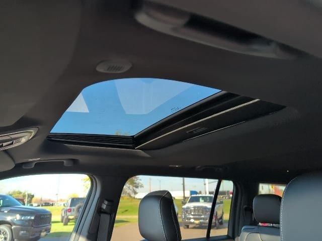 new 2025 Jeep Grand Cherokee L car, priced at $42,888