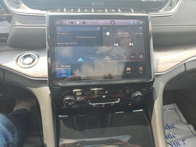 used 2022 Jeep Grand Cherokee car, priced at $35,999