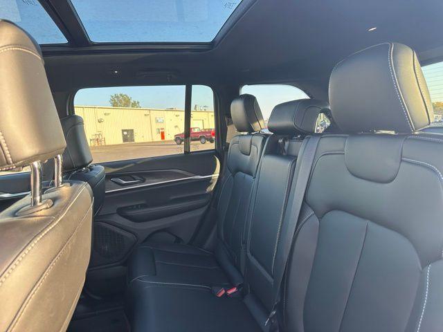 new 2025 Jeep Grand Cherokee car, priced at $45,488