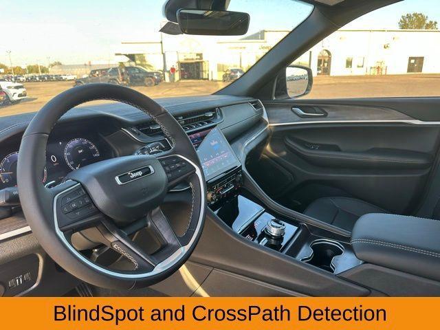 new 2025 Jeep Grand Cherokee car, priced at $45,488