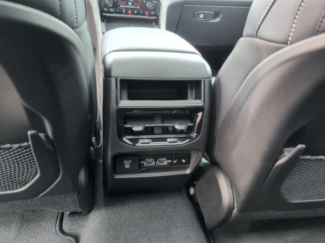 new 2025 Jeep Grand Cherokee car, priced at $45,888