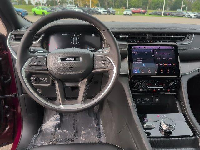 new 2025 Jeep Grand Cherokee car, priced at $45,888