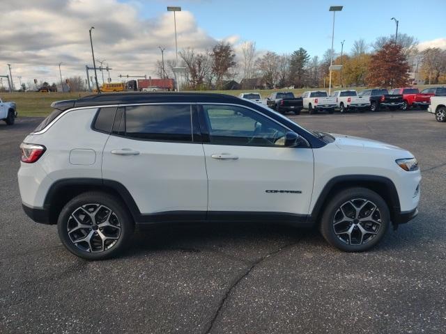 new 2025 Jeep Compass car, priced at $30,988