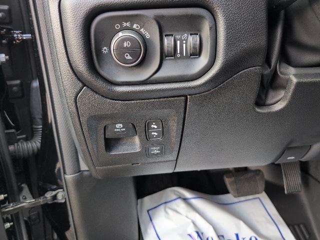 new 2025 Ram 1500 car, priced at $57,988