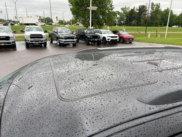 used 2021 Jeep Grand Cherokee car, priced at $22,999