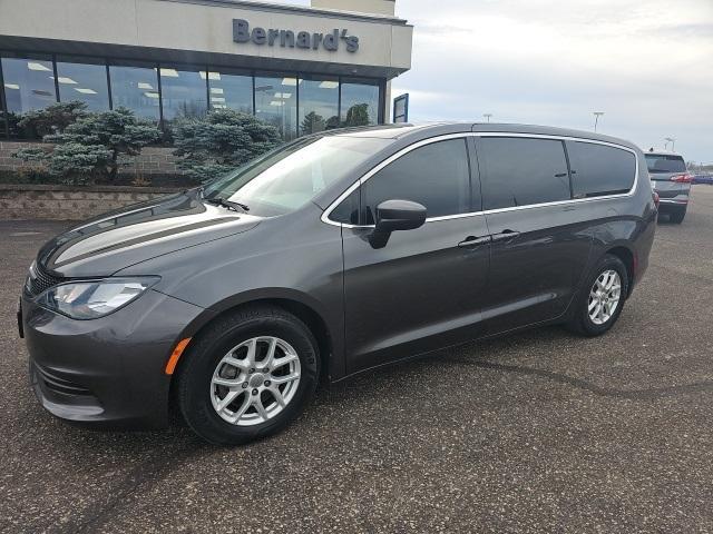 used 2017 Chrysler Pacifica car, priced at $18,499