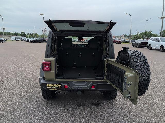 new 2025 Jeep Wrangler car, priced at $49,988