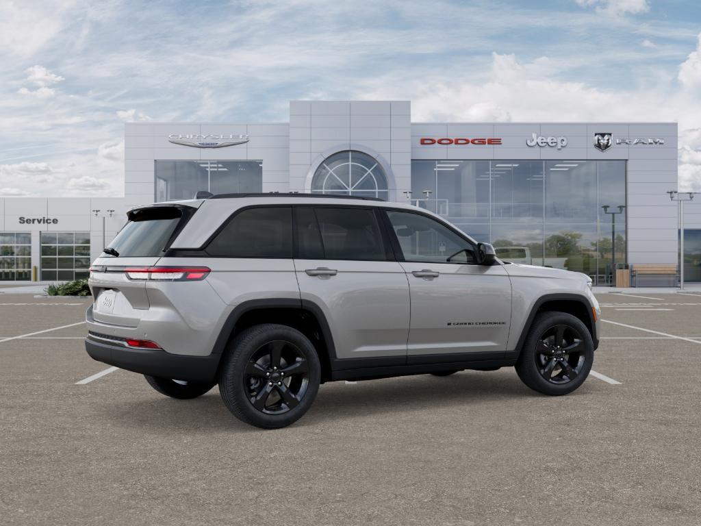 new 2025 Jeep Grand Cherokee car, priced at $44,388