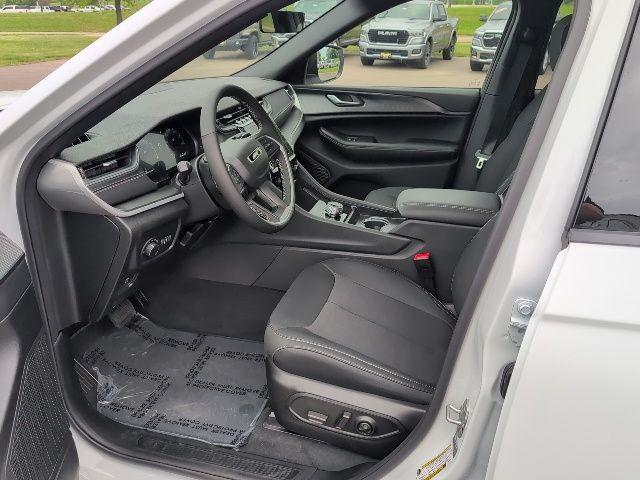 new 2025 Jeep Grand Cherokee L car, priced at $44,988