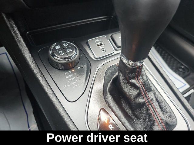 used 2020 Jeep Cherokee car, priced at $19,999