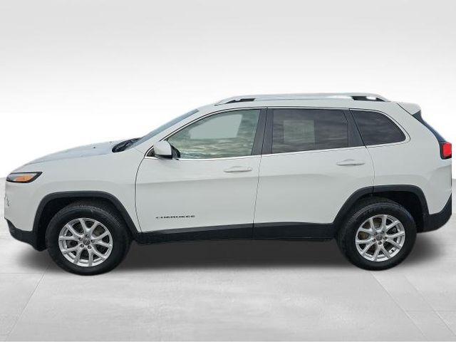 used 2015 Jeep Cherokee car, priced at $11,999