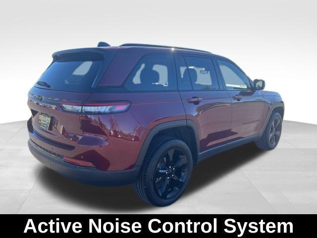 used 2023 Jeep Grand Cherokee car, priced at $34,999