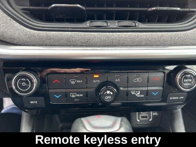 used 2022 Jeep Compass car, priced at $19,999