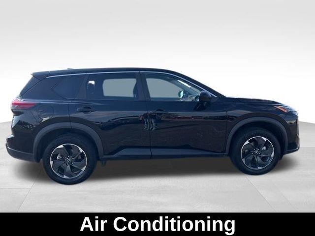 used 2024 Nissan Rogue car, priced at $22,999