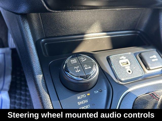 used 2019 Jeep Cherokee car, priced at $15,999