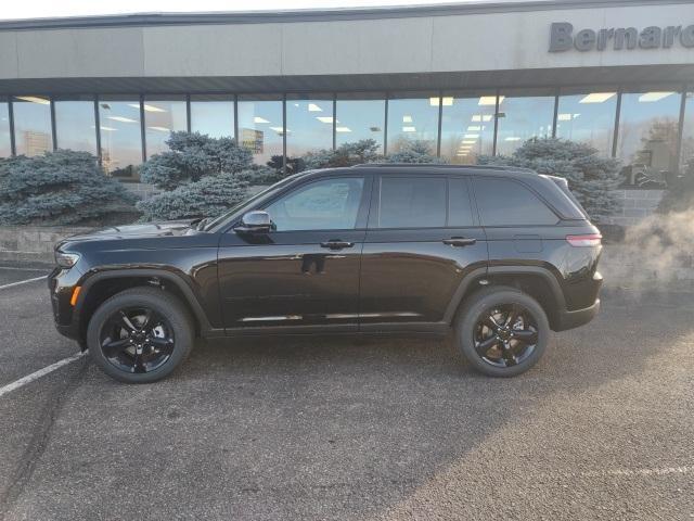 new 2025 Jeep Grand Cherokee car, priced at $44,888