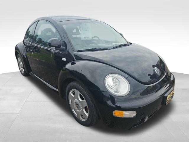 used 2000 Volkswagen New Beetle car, priced at $5,999