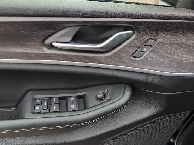 new 2025 Jeep Grand Cherokee L car, priced at $58,655