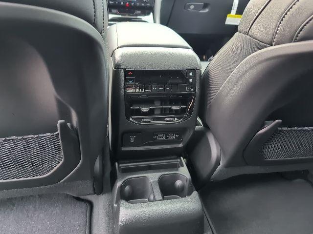 new 2025 Jeep Grand Cherokee L car, priced at $58,655