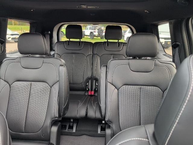 new 2025 Jeep Grand Cherokee L car, priced at $49,988