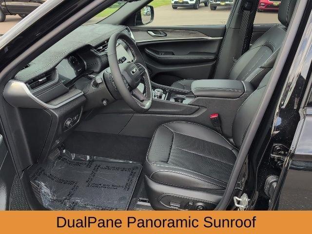 new 2025 Jeep Grand Cherokee L car, priced at $49,988