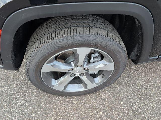 new 2025 Jeep Grand Cherokee L car, priced at $49,988