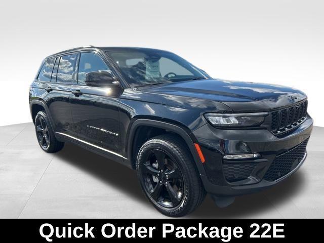 used 2023 Jeep Grand Cherokee car, priced at $32,999