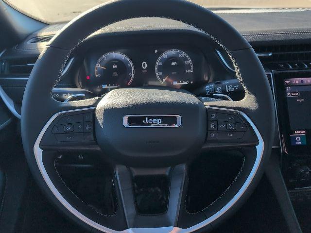 new 2025 Jeep Grand Cherokee car, priced at $47,988