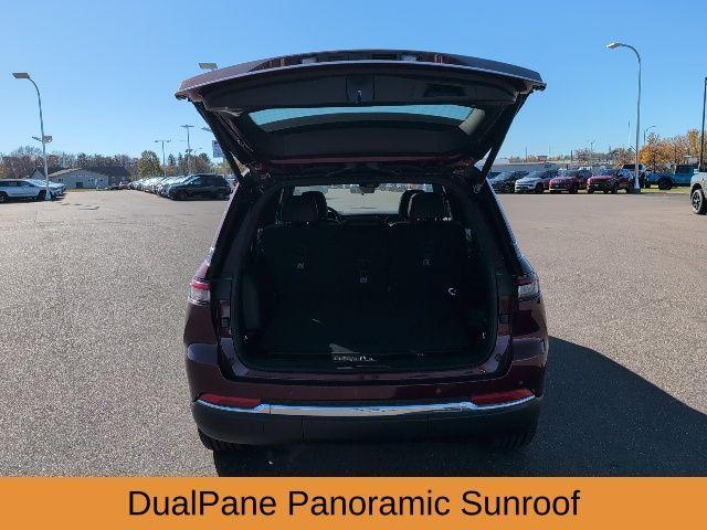 new 2025 Jeep Grand Cherokee car, priced at $47,988