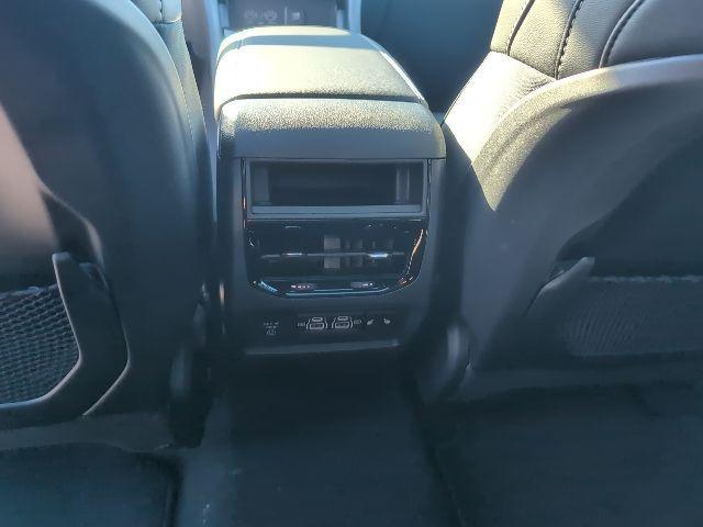 new 2025 Jeep Grand Cherokee car, priced at $47,988