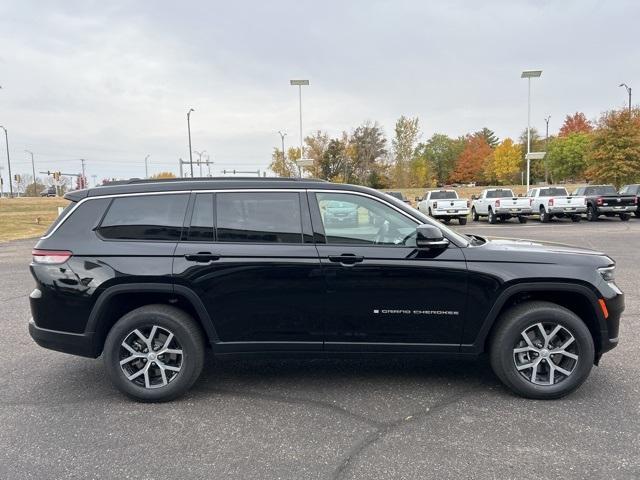 new 2025 Jeep Grand Cherokee L car, priced at $45,888