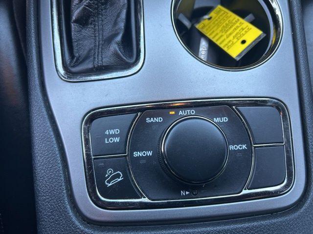 used 2020 Jeep Grand Cherokee car, priced at $23,999