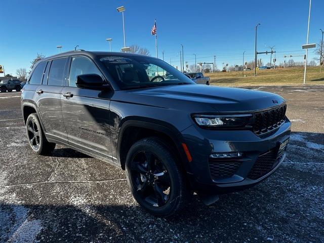 new 2025 Jeep Grand Cherokee car, priced at $51,988