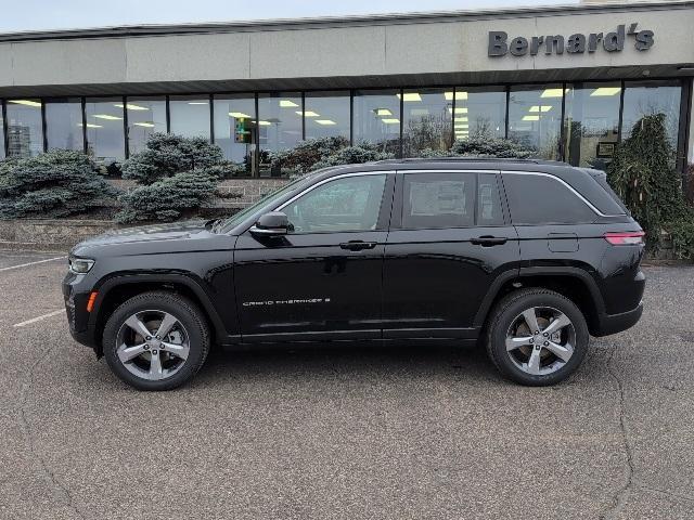 new 2025 Jeep Grand Cherokee car, priced at $51,688