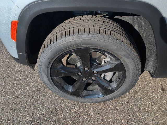 new 2025 Jeep Grand Cherokee L car, priced at $52,688