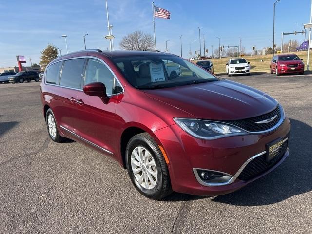 used 2018 Chrysler Pacifica car, priced at $11,999