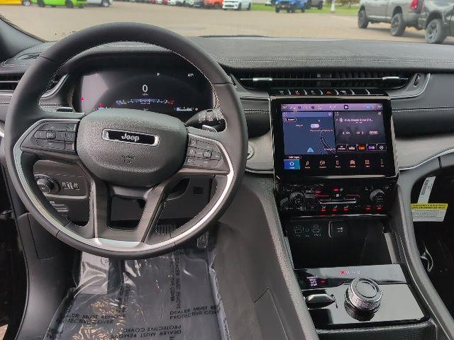 new 2025 Jeep Grand Cherokee car, priced at $43,488