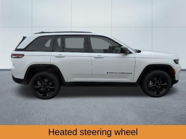 new 2025 Jeep Grand Cherokee car, priced at $47,488