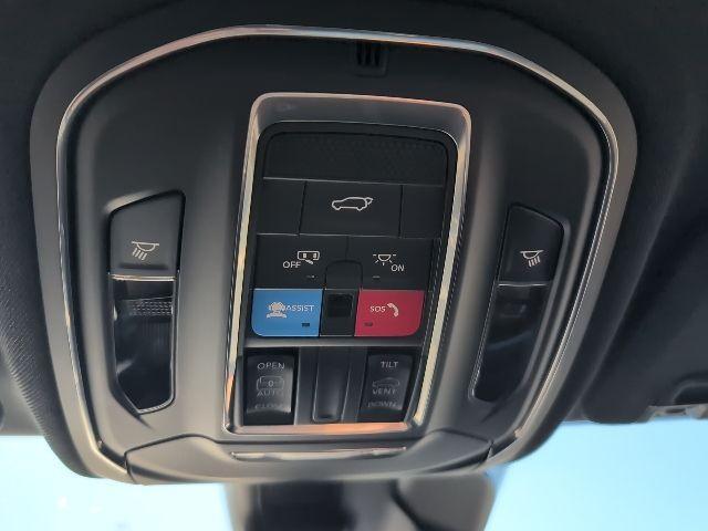 new 2025 Jeep Grand Cherokee L car, priced at $38,888