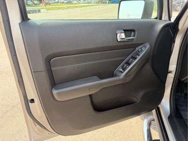 used 2008 Hummer H3 car, priced at $13,500
