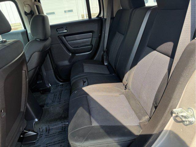 used 2008 Hummer H3 car, priced at $13,500