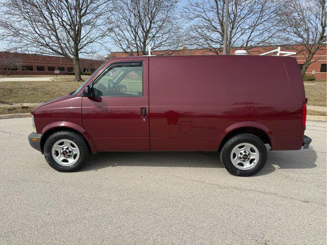 used 2005 GMC Safari car, priced at $15,000