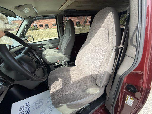 used 2005 GMC Safari car, priced at $15,000