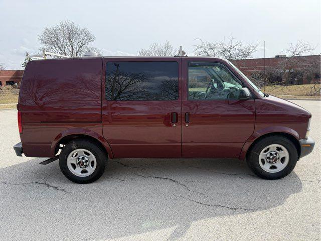 used 2005 GMC Safari car, priced at $15,000