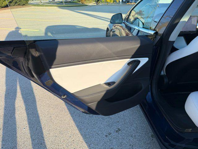 used 2018 Tesla Model 3 car, priced at $21,000