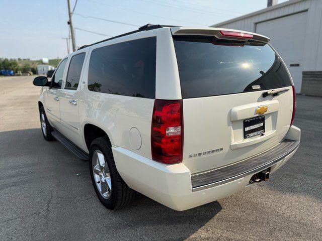 used 2014 Chevrolet Suburban car, priced at $13,000
