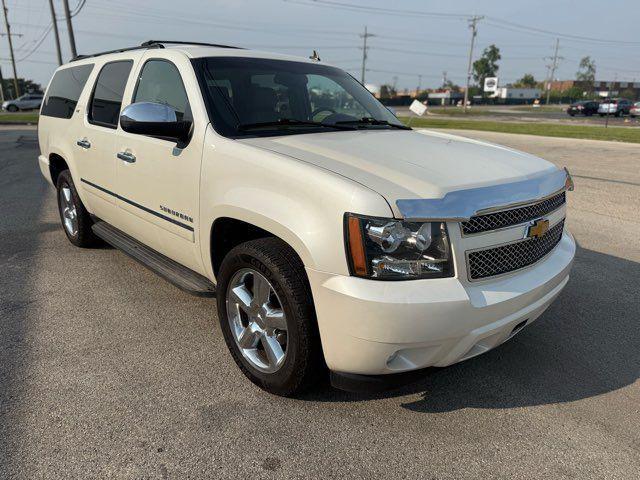 used 2014 Chevrolet Suburban car, priced at $13,000